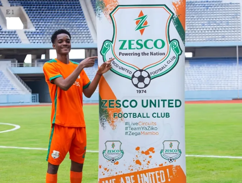 Derrick Assoumou, footballeur International gabonais