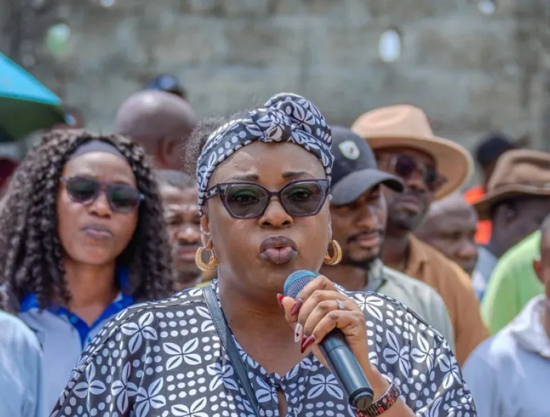 Honorine Angue Mintsa, représentante SOS éducation 