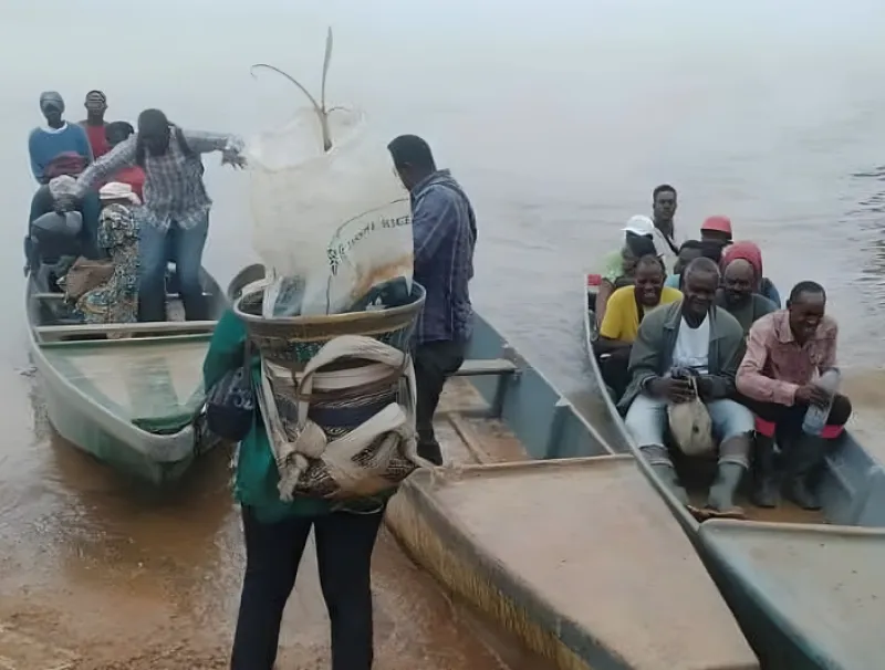 Piroguiers à makouké