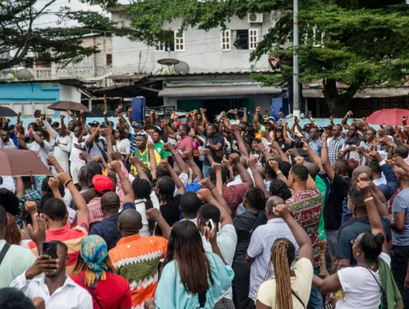 Rassemblement d'enseignants