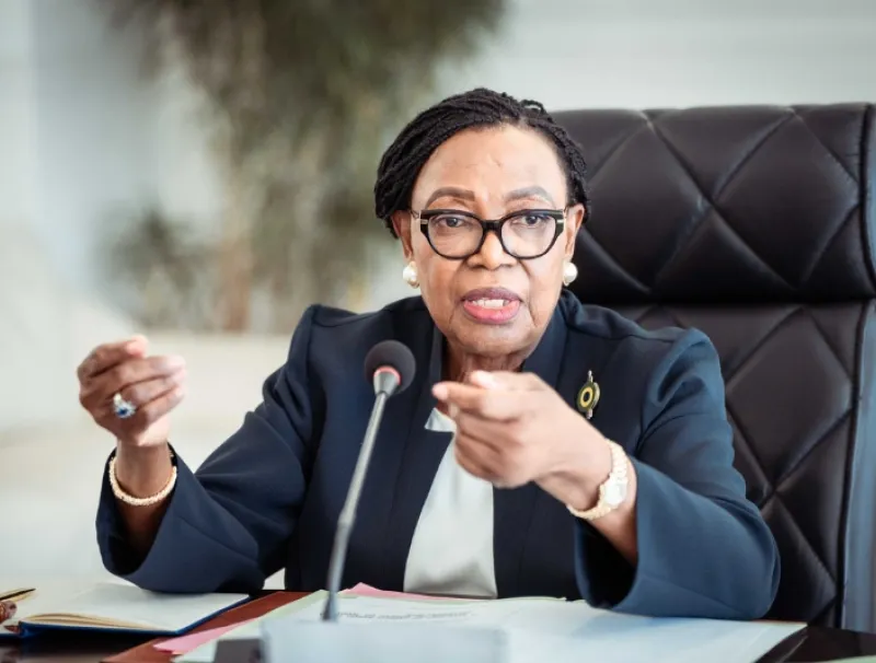 Paulette Missambo, présidente du sénat de la transition