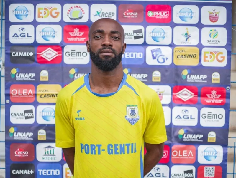 Natanaël Ndwangou-Iga, footballeur international gabonais