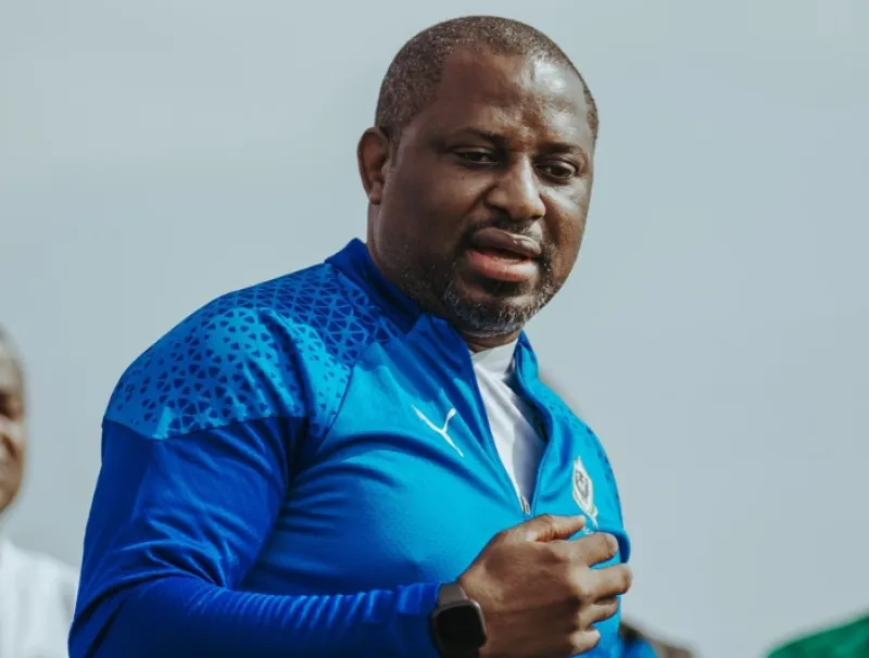 Le sélectionneur national Thierry Mouyouma