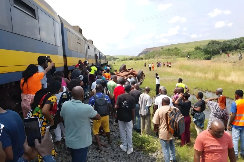 Franceville : un véhicule percuté par un train à Benguia