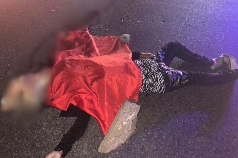 La dame mortellement percutée par une moto et une voiture au PK13.