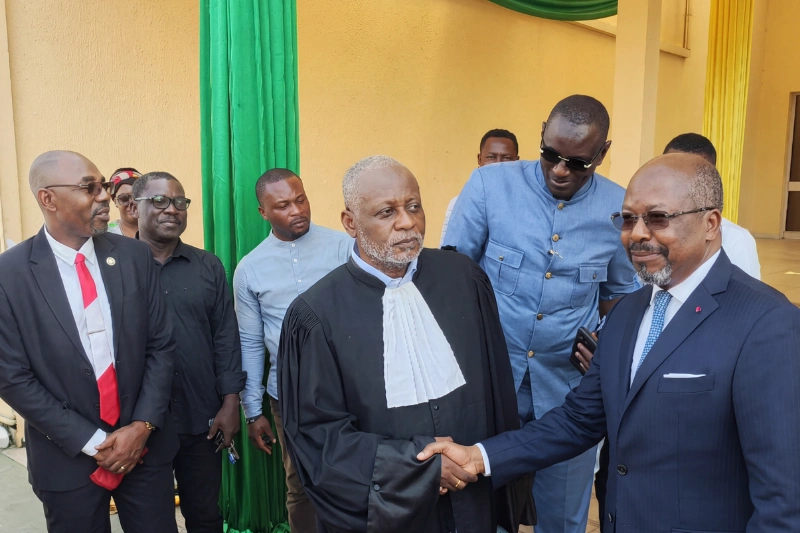 Alain-Claude Bilie-By-Nze, fondateur du  parti politique Ensemble pour le Gabon (EPG) 