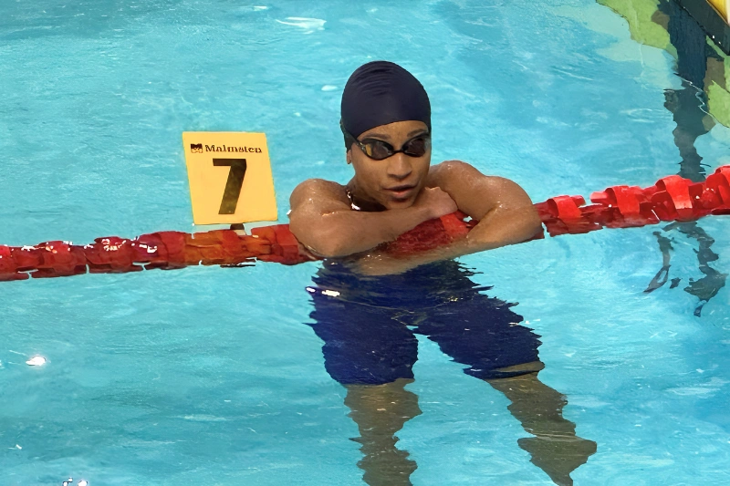 Axelle Moulenda-Perroy : "À 6 ans j'ai su que la natation allait faire partie intégrante de ma vie"