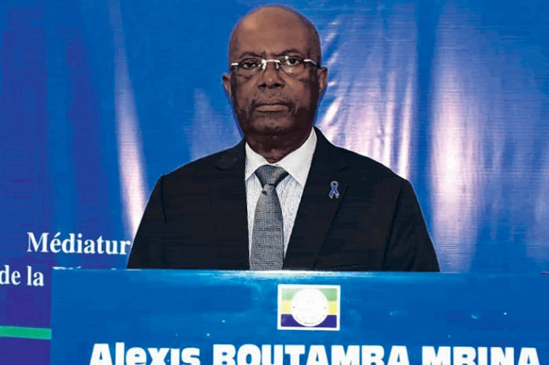 Alexis Boutamba Mbina, médiateur de la République