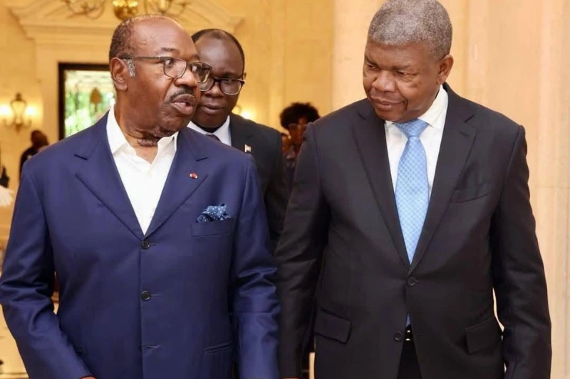 le Le président angolais Joao Lourenço et l’ancien chef de l’Etat Ali Bongo Ondimba. © DR
