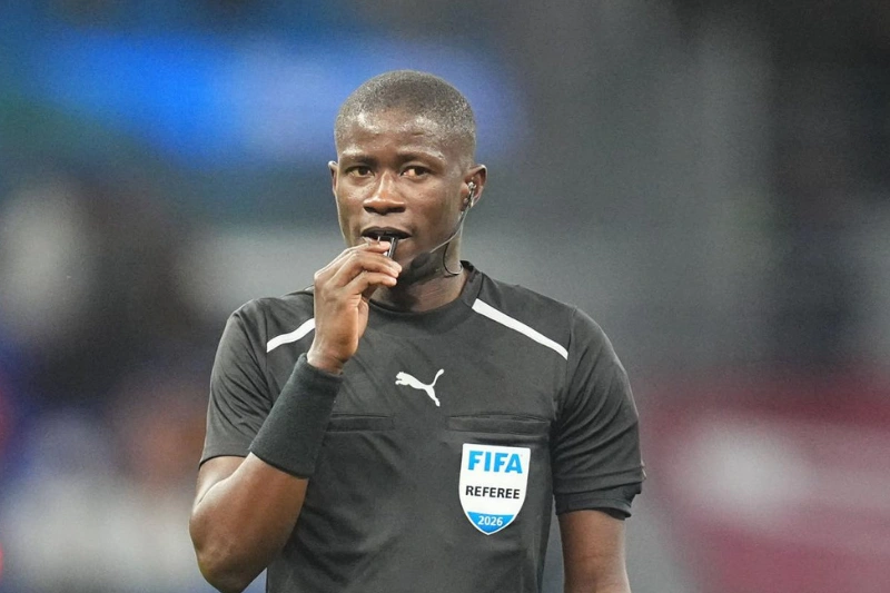 Arbitrage/Mondial-2026 : Pierre Atcho à Doha pour l'ultime tour