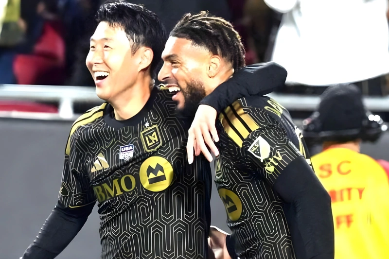 Gabonais de l'étranger : Bouanga et Openda buteurs