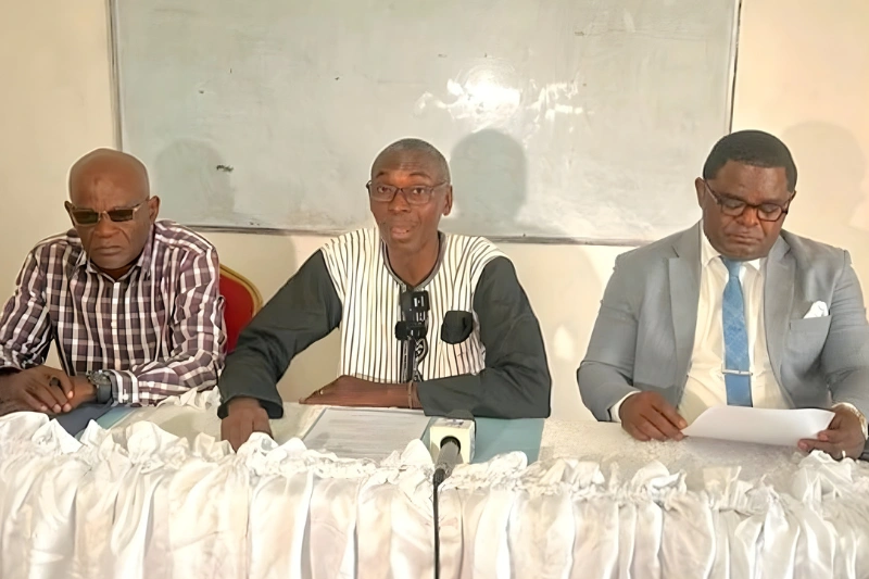 Dette de l'État : la menace des grandes écoles privées se précise