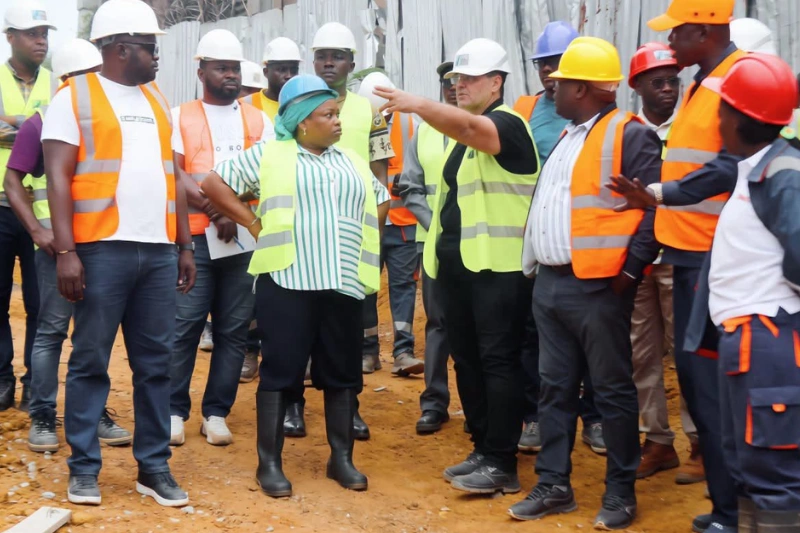 Éducation : Camélia Ntoutoume sur les chantiers d'Akébé 2 et d'Ondogo