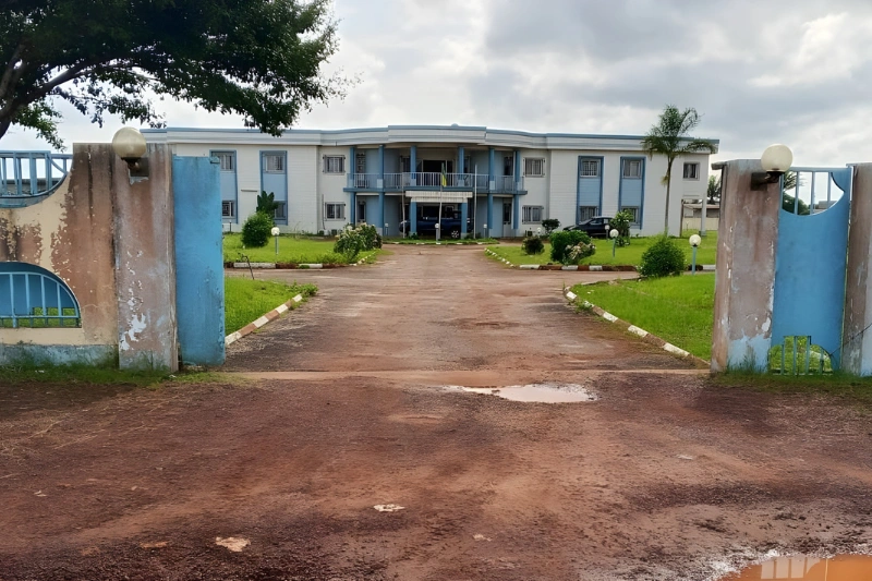 Gamba : le personnel du conseil départemental de Ndougou en grève