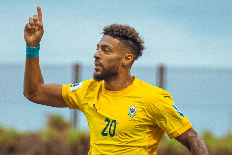 Denis Bouanga