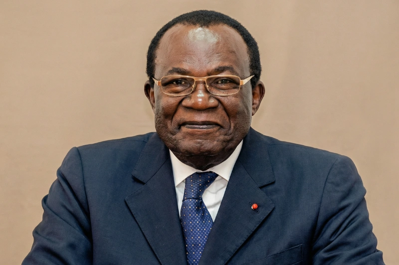 Emmanuel Ondo Methogo, homme politique, économiste de formation