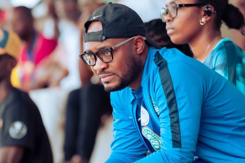 Freddy Koula Moussavou, journaliste