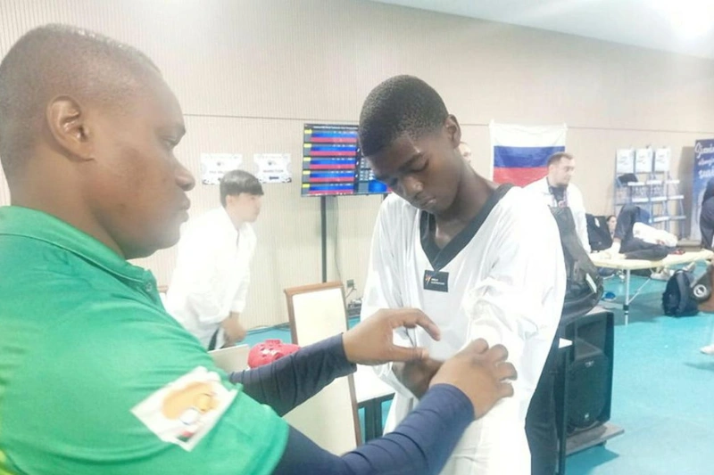 Taekwondo/Championnats du monde juniors : Graig-Junior Ntsele "coule" en 42 secondes !