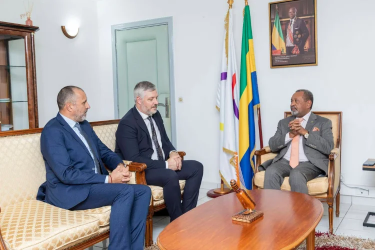 Le président d’Ambio Lifes Sciences reçu par celui du CESEC.