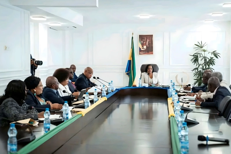 Huguette Yvonne Nyana Ekoume-Awori, présidente du Sénat