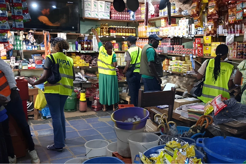 Haut-Ogooué : le service d’hygiène passe au crible les magasins de la province