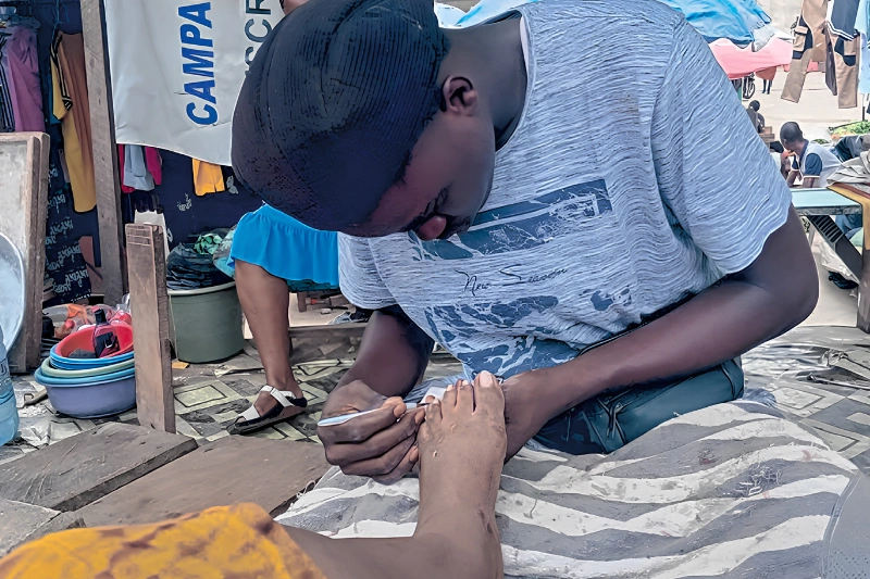 Manucure-pédicure : ces jeunes Gabonais qui font tomber les préjugés