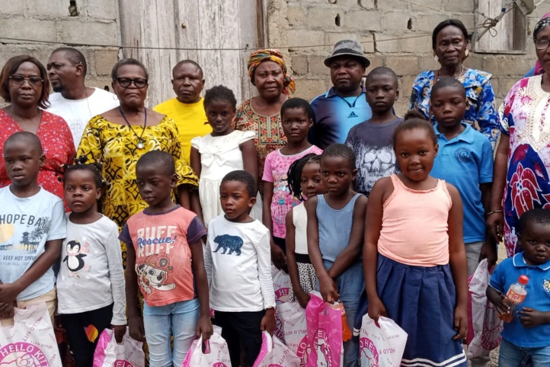 Rentrée scolaire à Koulamoutou : le bon geste de Benoît Mbanda 