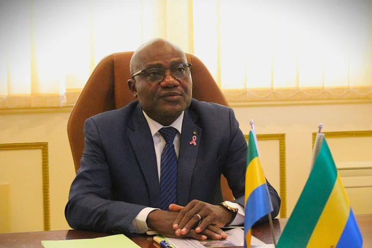 Lambert Mouvinde Millot, ministre des Travaux publics