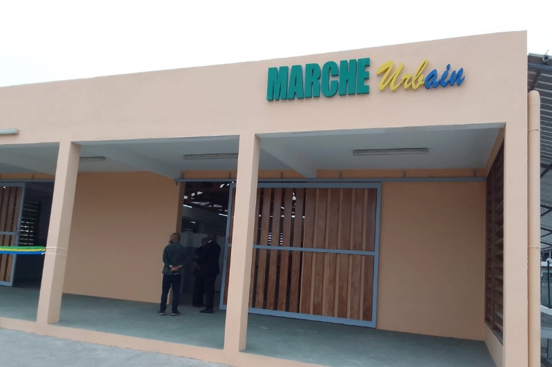 Port-Gentil : marché cherche commerçants !