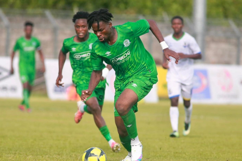 National-Foot 1 : Mangasport domine le duel au sommet