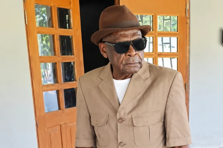 Michel Arcange Opwè Ndong de son vivant.