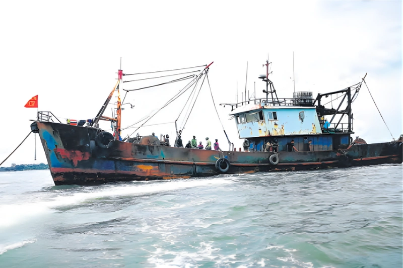 Navire de pêche dans les eaux gabonaises