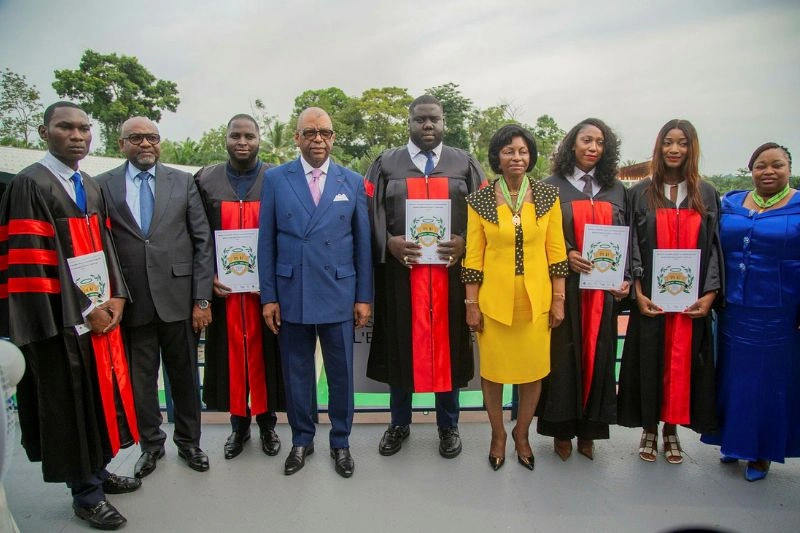 UIL-BJ : la cuvée Alexandre Barro Chambrier sur le marché du travail