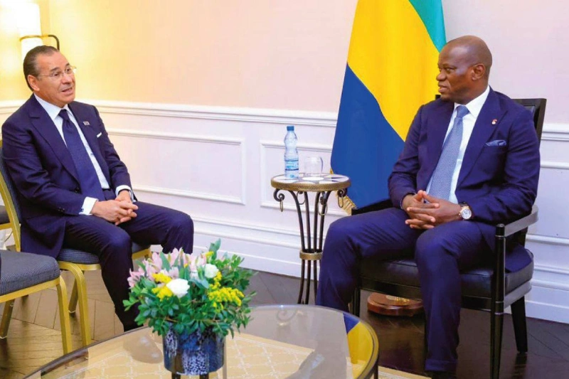 Une vue de l’entretien entre Oligui Nguema et Kamel Ghribi, président de GKSD Investment Holding.