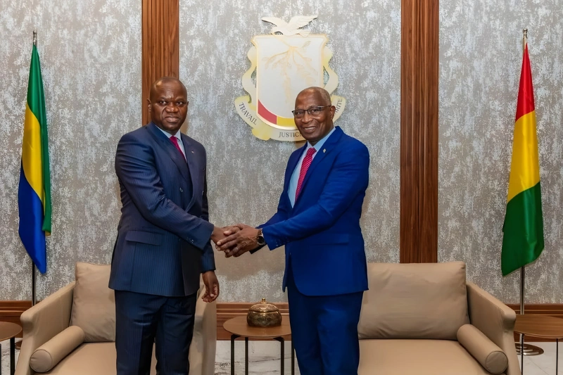 Brice Clotaire Oligui Nguema, président du Gabon et Amadou Oury Bah, Premier ministre guinéen