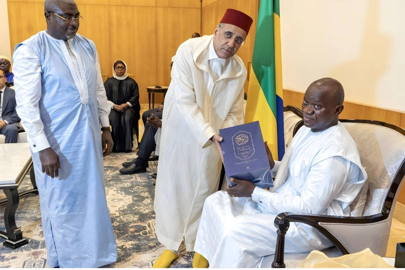 Ramadan : Oligui Nguema partage un moment de piété avec la communauté musulmane