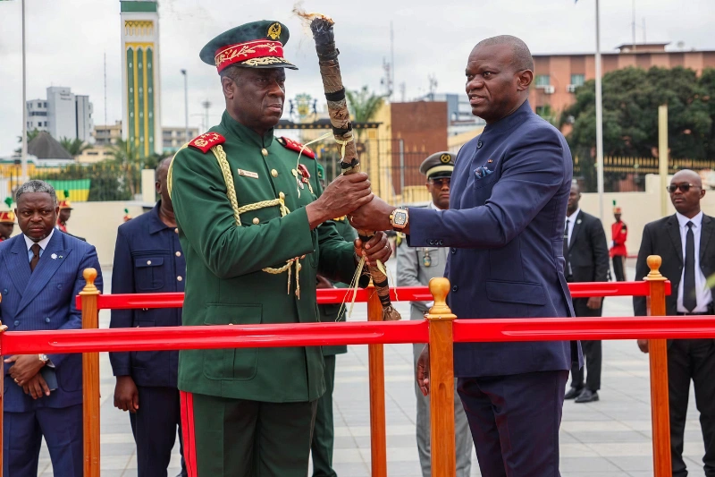 Brice Clotaire Oligui Nguema, président du Gabon et Horta Inta-A Na Man, président de la Transition bissau-guinéenne