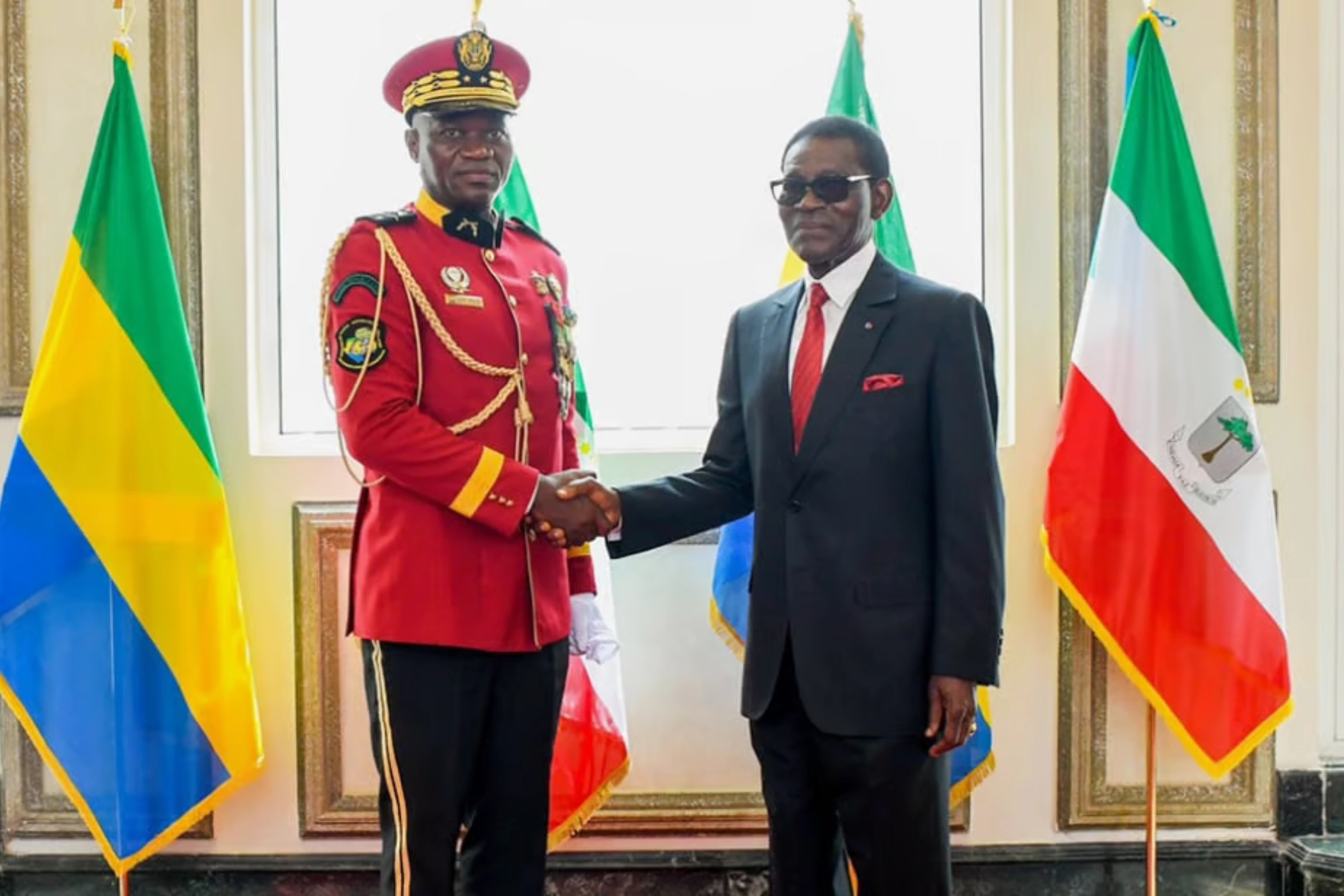 Le président de la Transition et son homologue de Guinée équatoriale. © DR