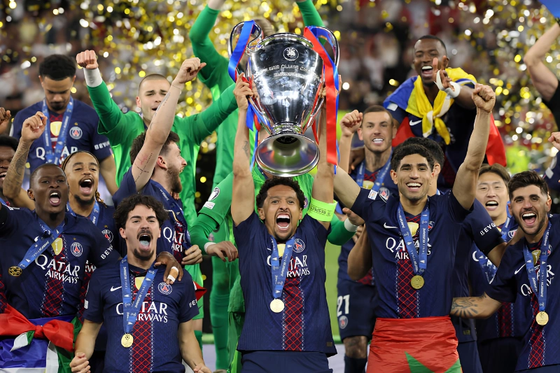 Ligue des champions : le Paris Saint-Germain reste sur le toit de l'Europe