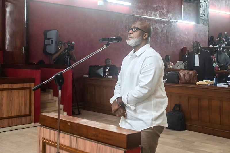 [Le buzz de la semaine] - Une pluie d'argent dans le tribunal