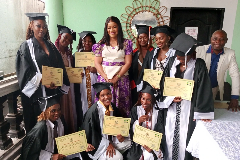 Éducation : une cuvée de 9 enseignantes prêtes à servir