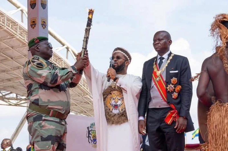 Une vue du rituel exécuté lors de l’investiture du président de la République Brice Clotaire Oligui Nguema.