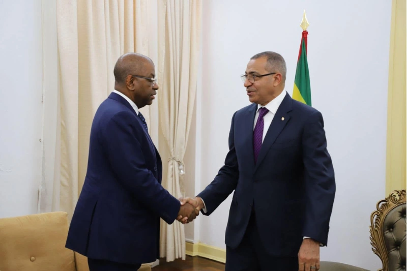 Cinquantenaire de Sao Tomé-et-Principe : Barro Chambrier représente le chef de l'État