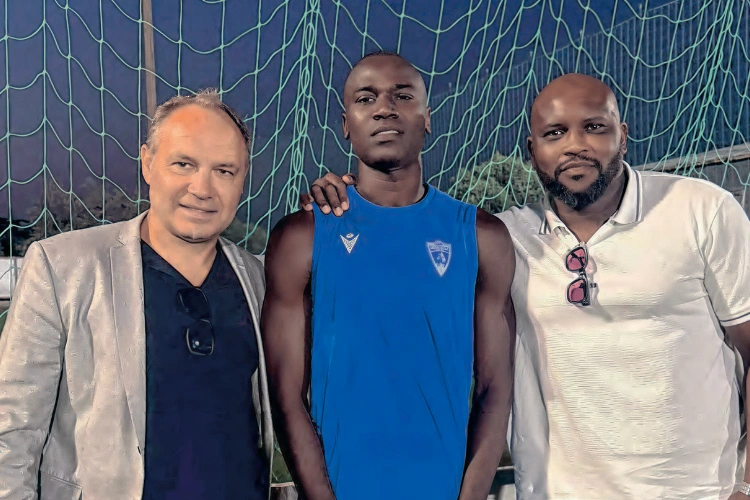 Panthères : Migné était à Chypre pour superviser Effaghe et Makosso