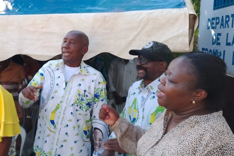 Moanda / Politique : le secrétaire provincial du PDG échange avec les structures de base