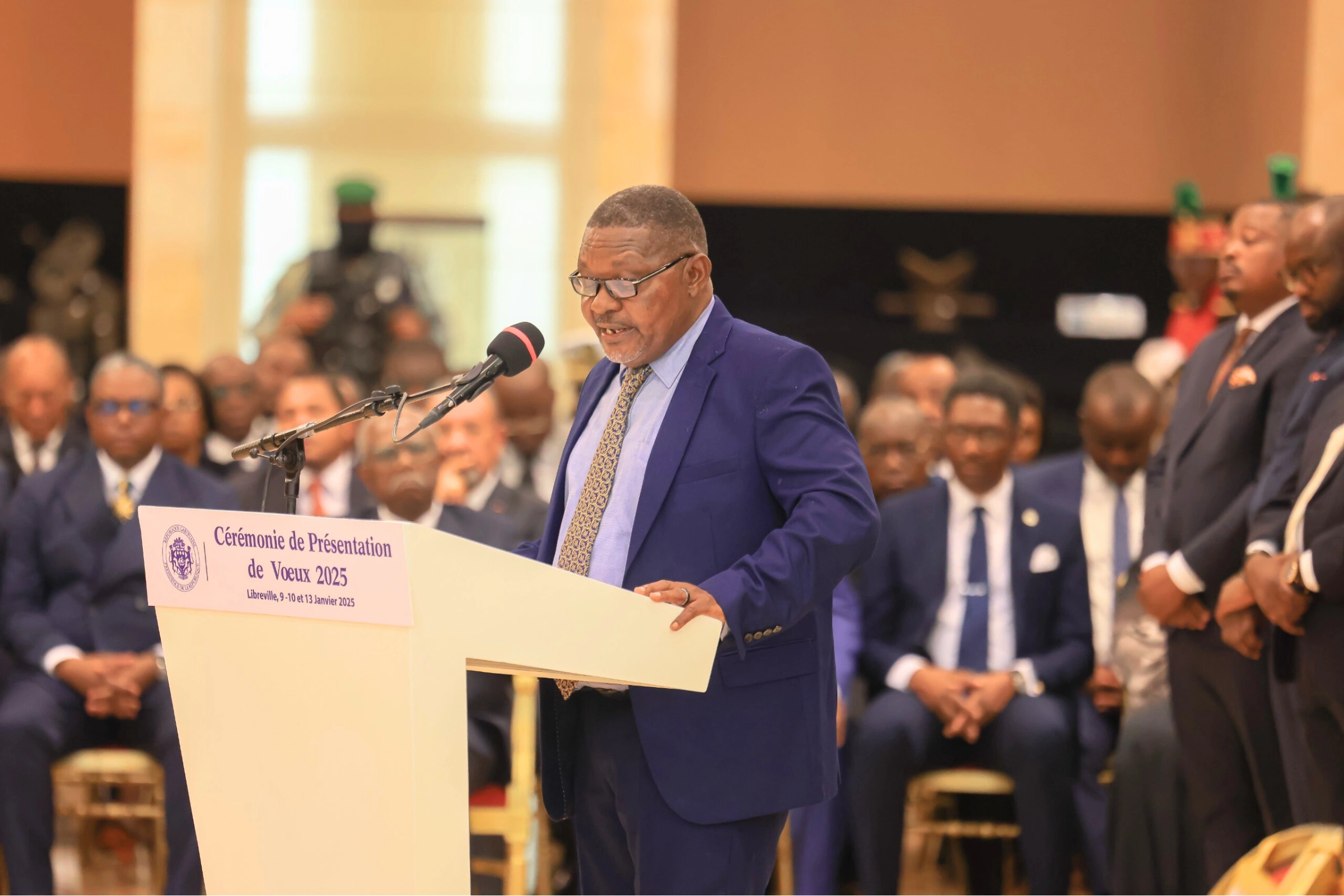 Théophile Ndong Eda, représentant les hommes et femmes des médias lors de la cérémonie de présentation de voeux au président le 10 janvier 2025 © Presse Présidentielle