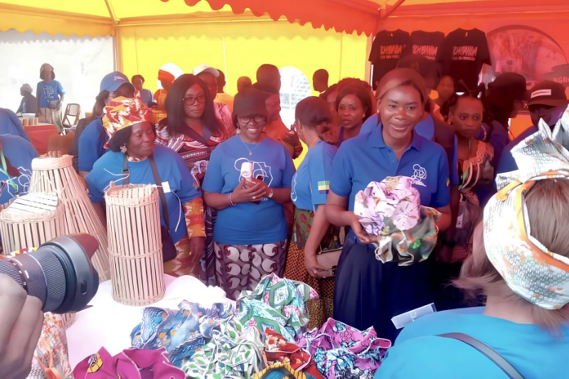 Fête des mères à Tchibanga : l'hommage de Zita Oligui Nguema aux femmes nynoises