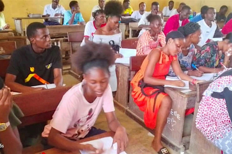 Lambaréné/Éducation : cours de soutien aux élèves candidats au Bac