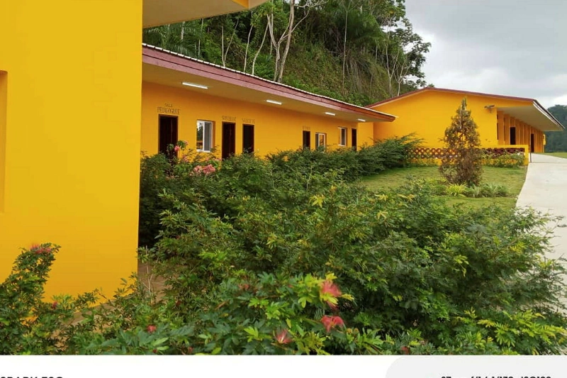 Une vue partielle de l’école Jean-Rémy-Relongoueth de Lambaréné. © DR
