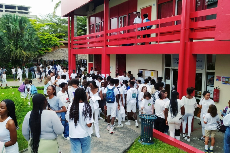 Contrairement au lycée Blaise Pascal, par exemple, bien des établissements se revendiquant «français» ne jouissent d’aucune reconnaissance officielle. © DR